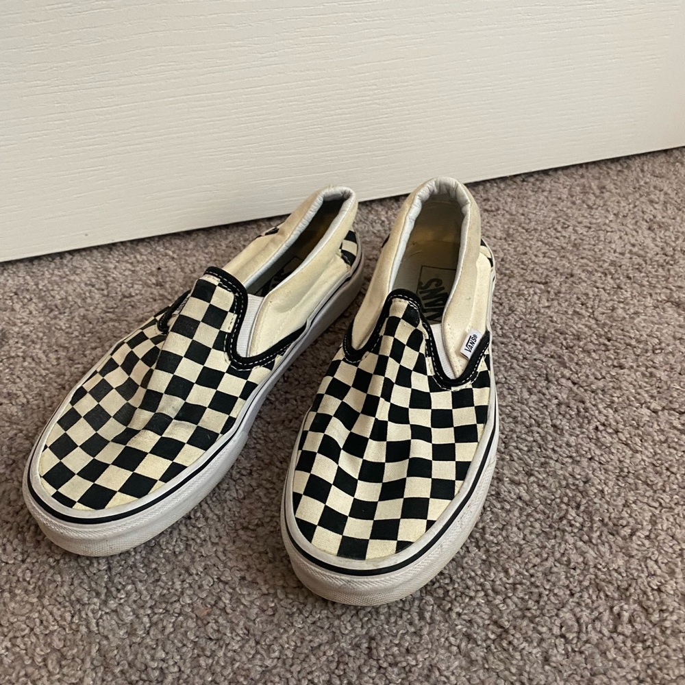 Checkered Black and white slip on Vans